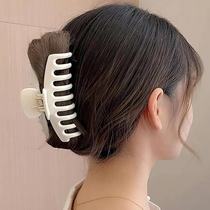 Bigwill Large Claw Clips for Thick Hair – 4PCS 4.3" Matte Big Hair Clutcher for Women & Girls – Non-Slip Jumbo Claw Clips Strong Hold Barrette for Long Hair (Multicolor) - Image 4